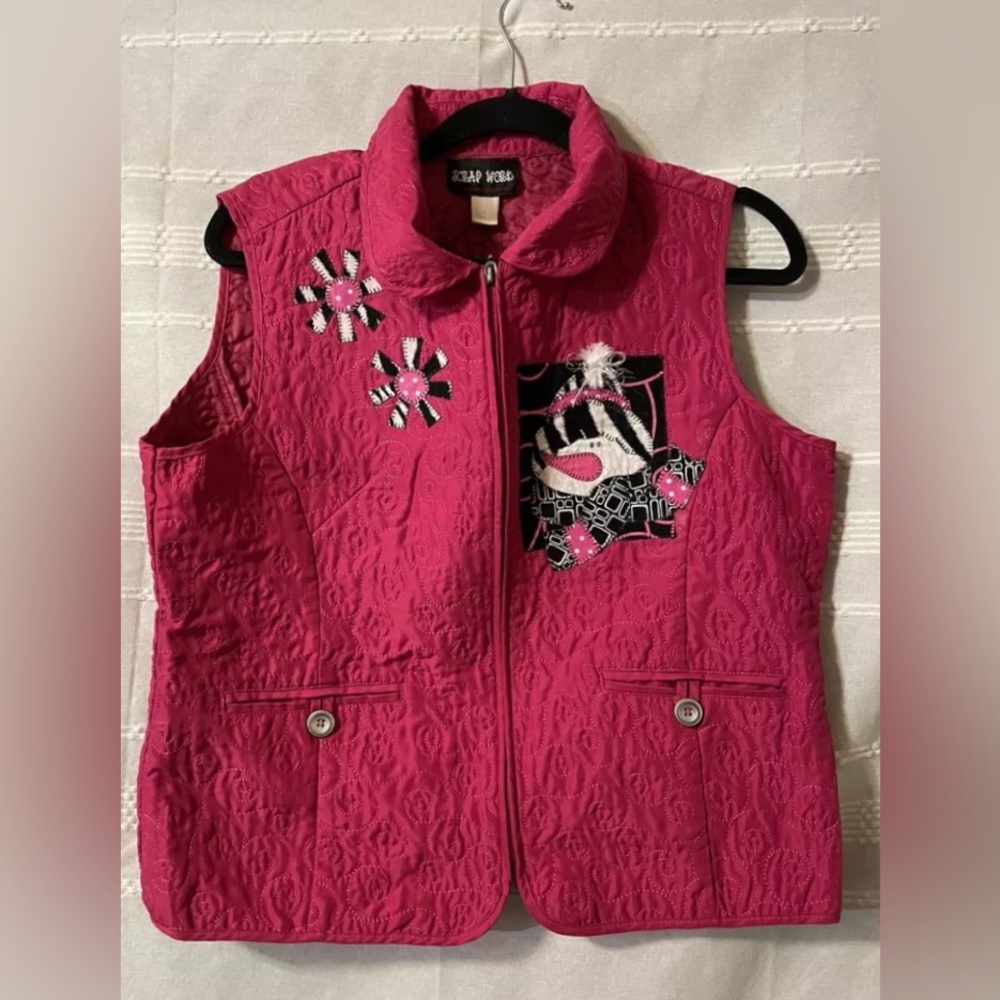Scrap Work Women’s Winter Christmas Vest Pink Size Medium EUC